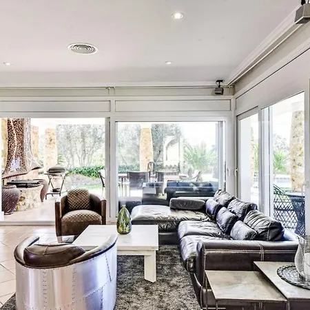 Guaita By Interhome *
